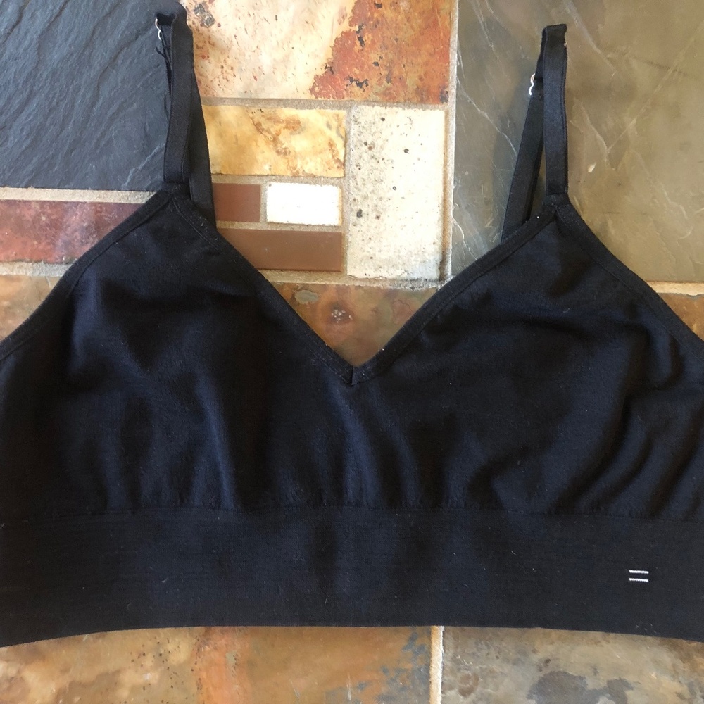 Branwyn ESSENTIAL BRALETTE